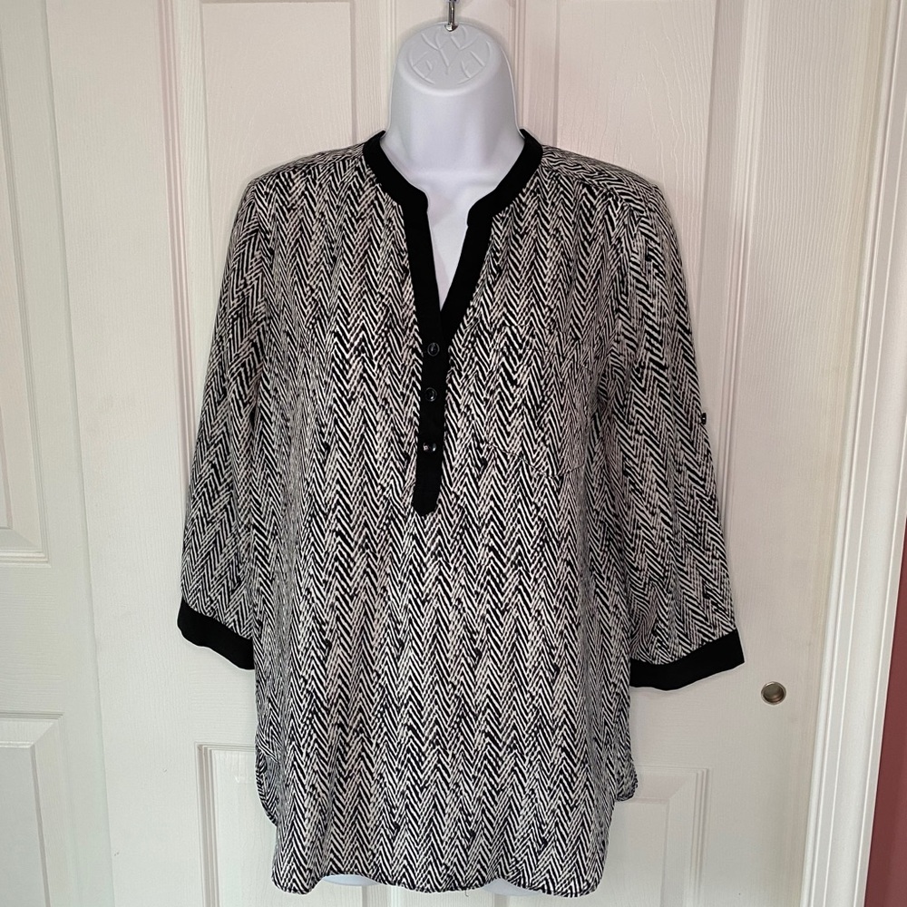Lack & White Tunic